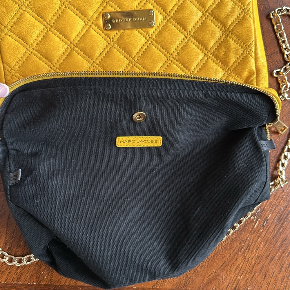 Marc Jacobs Quilted Crossbody - Picture 12 of 17